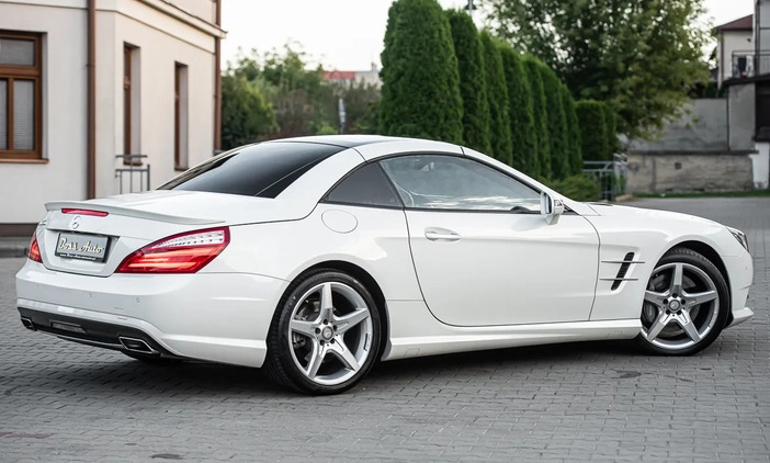 Mercedes-Benz SL cena 333550 przebieg: 16550, rok produkcji 2013 z Pruszcz Gdański małe 466